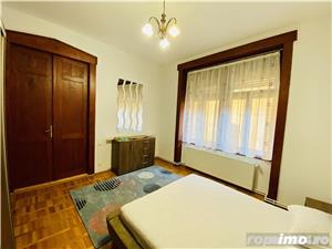 Spre inchiriere apartament cu 3 camere, zona Centru - imagine 12