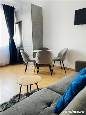 Spre inchiriere apartament cu 2 camere, zona Circumvalatiunii - imagine 6