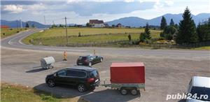 Închiriez remorci două roți-patru roți