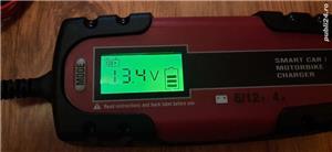Redresor Auto pentru baterie 6V - 12V 4A, cu microprocesor si display, Nou! - imagine 2