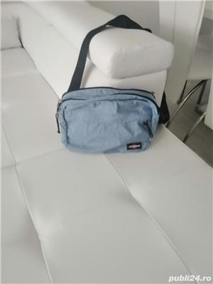 Vand geantă Eastpack noua, produs de înaltă calitate import Germania 
