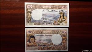 Colectionar vand bancnote din Insulele Noile Hebride