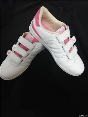 Adidasi dama Sergio Tacchini - imagine 2