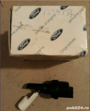 Senzor nivel soluție (apă) vas spălător parbriz compatibil Ford,original,nou (numai în București)