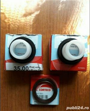 Set simeringuri distribuție și Capace calare distribuție  Dacia Logan / Renault (numai în București)