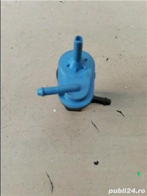 Pompă stropitor parbriz și lunetă compatibilă Audi / VW / Skoda / Seat /Mercedes(numai în București) - imagine 3