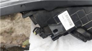 Far Hyundai  i40 - imagine 2