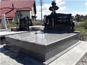 Monumente Funerare Bistrita - imagine 2