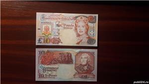 Colectionar, vand bancnote din Gibraltar