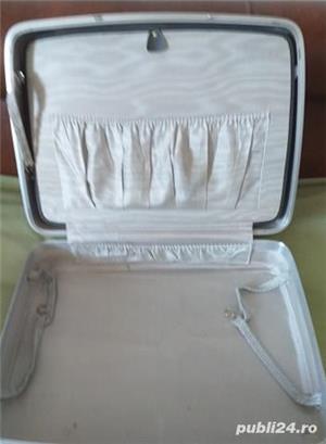 Valiza de calatorie din platic dur - Cavalet - imagine 3