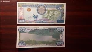 Colectionar, vand bancnote din Burundi