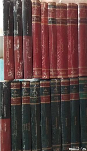 Ghiduri 'Muzeele lumii' și alte volume. NOI, țiplate - imagine 4