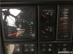 Combina CLAAS Dominator 88 VX, an fabricatie 2001, AC, 1.261 ore functionare. Import 2021. - imagine 7