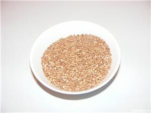 Seminte de hrisca(19lei/kg) au o cantitate însemnata de fier,calciu,vitamine E,B1,B2,B3,B5