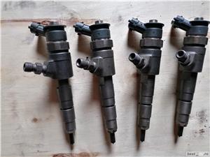 0445110339 9687068980 AV2Q9F593AA Bosch Injector Ford 1.4 TDCi / Citroen Peugeot 1.4 HDi - imagine 3