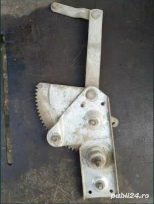 Macara geam stanga spate (UAMT) Dacia 1310  - imagine 2