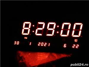 Ceas electronic de perete 36cm pe 15 cm - imagine 2