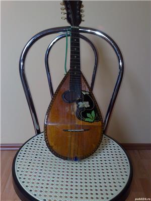Mandolina din lemn veche din anii 70 - 80 - imagine 5