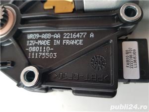 Motor trapa panoramica Renault Megane, Jaguar XJ, Hyundai IX35