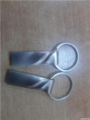 van 2 stickuri usb 2 TB - imagine 2