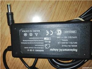 Vand Alimentator Incarcator AC Adapter PA-1700-02 19V 1.58A 30W Pret 15 Lei DEFECT - imagine 2