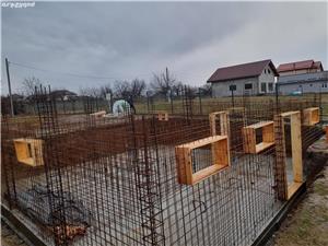 Construim case la rosu si la cheie