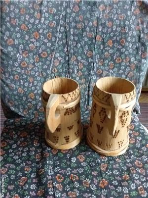 Cană din lemn traditionala, gravata manual din 1976. 2 bucati,pret 49 lei/buc sau 85 lei ambele. - imagine 2