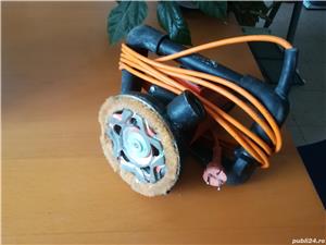 de inchiriat masina de slefuit beton - imagine 2