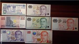 Colectionar, vand bancnote din Singapore