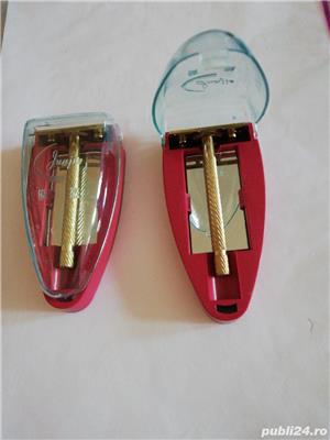 Mașina de barbirit clasica din alama