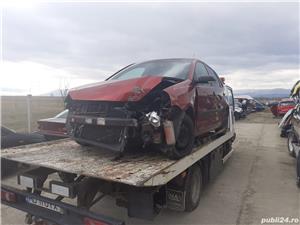 Dezmembrez volkswagen polo 1.2 i 65 cp an 2007