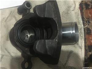 Etrier Mazda, original, stânga fata, - imagine 2