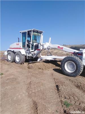 Defrisari, decopertari, demolari, lucrari de constructii, inchiriere utilaje: buldoexcavator,greder - imagine 2