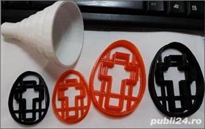 forma inima -decupat si modelat biscuiti Craciun, Valentine, onomastici,1-8 martie, Pasti - imagine 2