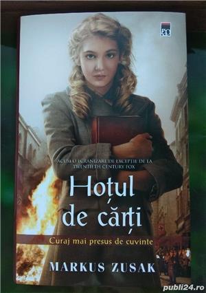 Hoțul de cărți. Volum bestseller