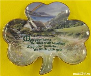 Farfurie decorativa trifoi portelan fin Anglia continand urari irlandeze, ed. limitata Franklin Mint