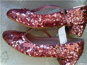 Pantofi paiete roz noi Next Anglia, nr. 38 si 41