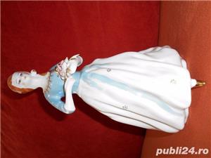 Bibelou vechi din portelan   Mireasa cu trandafiri    pictat manual - imagine 7