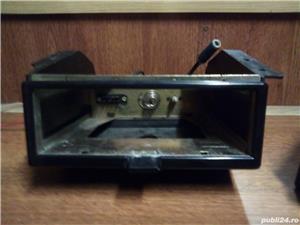 Radio de colectie auto Dacia Oltcit Lira anii '80 Akkord Trabant VW