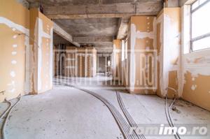 Spatiu comercial Bd Unirii Piața Alba Iulia S+P+1E - imagine 1