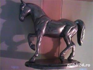 Cal vintage mare din bronz turnat, alama, Anglia