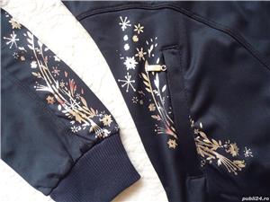 Trening dama costum sport bleumarin imprimeu argintiu vipusca corai  - imagine 3