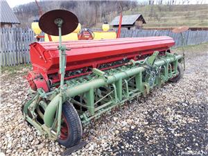 Semănătoare păioase Nodet pe discuri, 4 metri, 29 rânduri, vopsea originala. - imagine 2