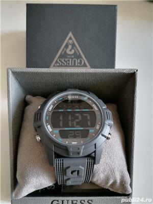  Vând ceas de firma nou nouț calitate la cutie.  - imagine 3