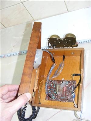 Telefon carcasă lemn, fabricat în anul 1950-1960 (cod 148) - imagine 4