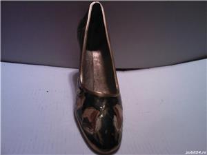 Pantof dama vintage alama bronz emailat Anglia - imagine 4