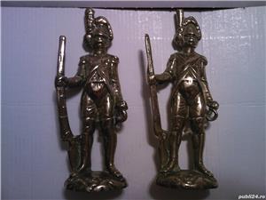 Pereche soldati Napoleonieni statuete vintage alama bronz Anglia