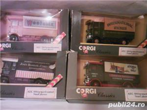 Camioane si autobuze de epoca Anglia, Corgi Classics 1986 machete auto metal noi - imagine 3