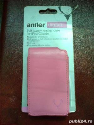 Husa noua i-pod piele lux moale Antler Anglia roz, neagra, crem, gri