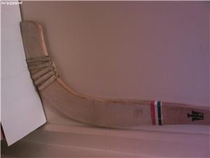 Crosa hochei din lemn vintage pt. copii, Super din Rusia, lungime crosa 105 cm